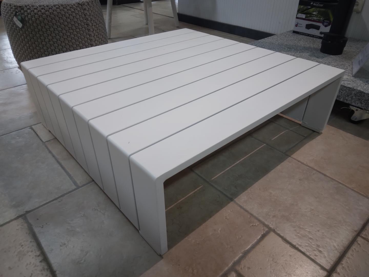 Fidji Salontafel 85 x 85 cm.